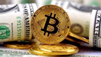 انخفاض سعر عملة "البيتكوين" لتصل إلى 43,240 دولار