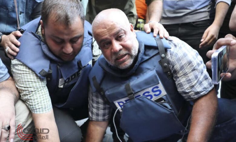 قصف إسرائيلي يستهدف سيارة نجلي شقيق وائل الدحدوح برفح
