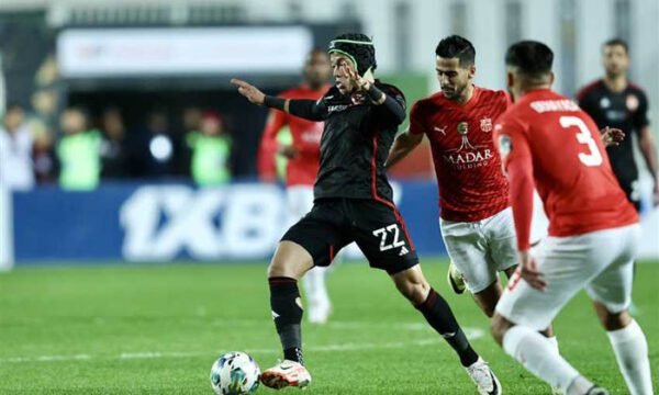الأهلي يعود بنقطة من الجزائر ويحافظ على صدارة مجموعته بدوري أبطال إفريقيا