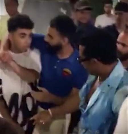 بعد صفعة عمرو دياب.. محمد رمضان يصفع شاباً في الساحل الشمالي