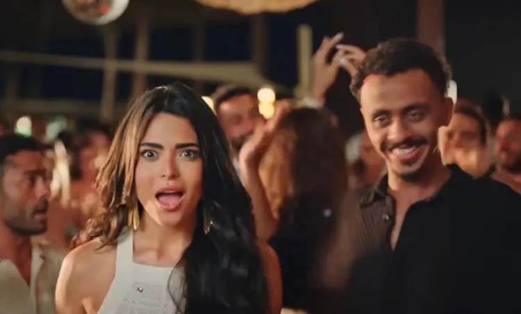 كزبرة يتصدر الترند.. حقيقة زواجه من الفنانة أسماء جلال