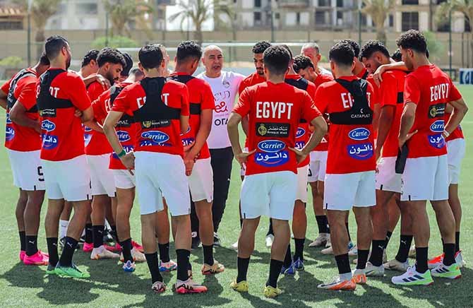 غياب 10 لاعبين عن منتخب مصر قبل مباراة بوتسوانا أبرزهم صلاح والشناوي