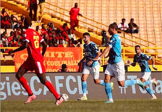 بيراميدز يتصدر المجموعة الرابعة بتعادل سلبي مع دجوليبا في دوري أبطال إفريقيا