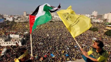 فتح تطالب حماس بوقف "اللعب بمصير الشعب الفلسطيني"