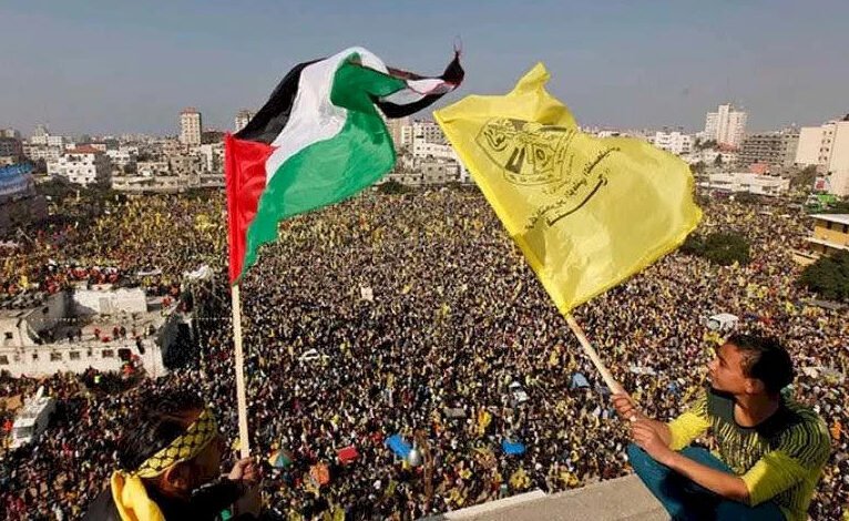 فتح تطالب حماس بوقف "اللعب بمصير الشعب الفلسطيني"